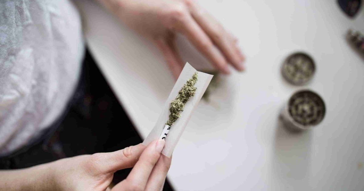 Mejor Abogado Delito Tráfico Drogas España: RINBER ABOGADOS, la Excepción que Confirma la Regla